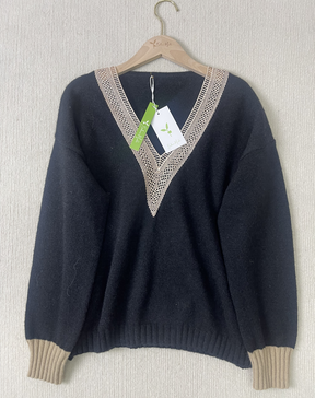 HerbstTrend® - Farbblock-Pullover mit Spezialbesatz