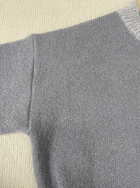 FallStil® - Einzigartiger einfarbiger grauer Pullover mit langen Ärmeln