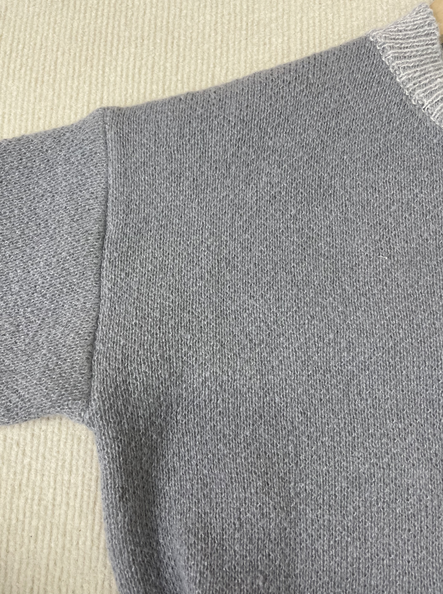 FallStil® - Einzigartiger einfarbiger grauer Pullover mit langen Ärmeln